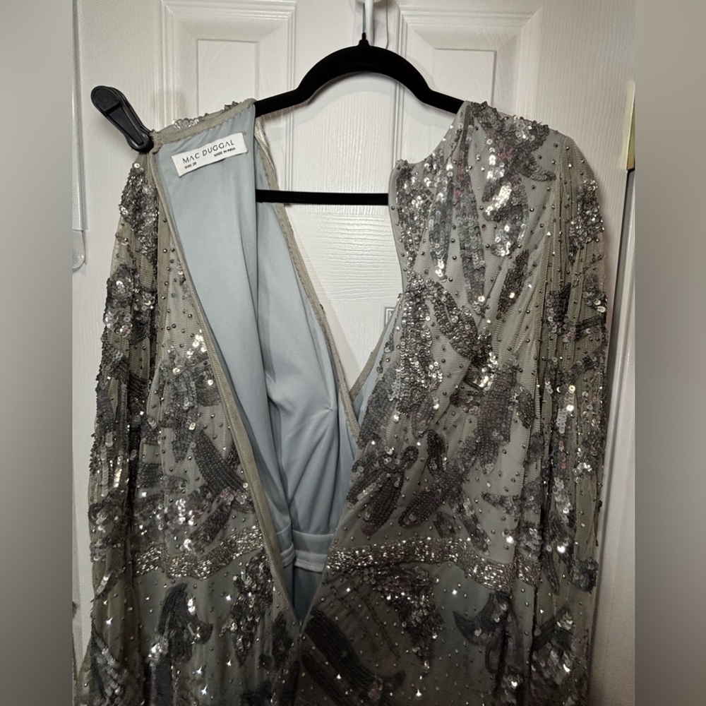 NWT MAC DUGGAL SZ 20 PLATINUM Hand Embellished Mesh Overlay Gown #5222 - Picture 8 of 12